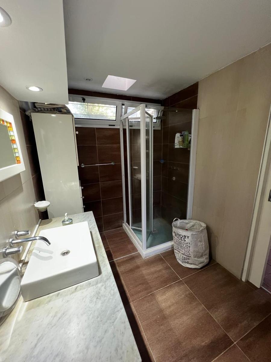 Casa 4 ambientes en venta en Parque Leloir