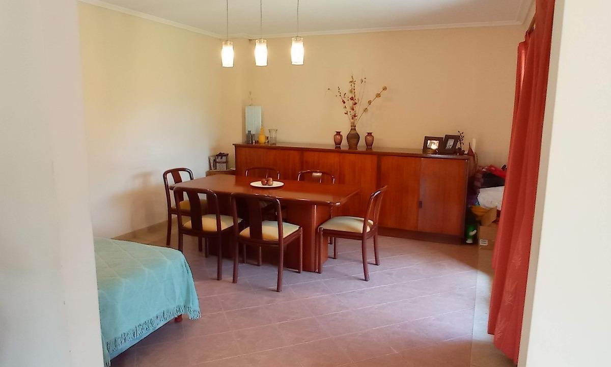 Casa 6 Ambientes en Venta en Ituzaingo 4