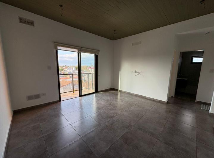 Departamento dos ambientes en alquiler 1