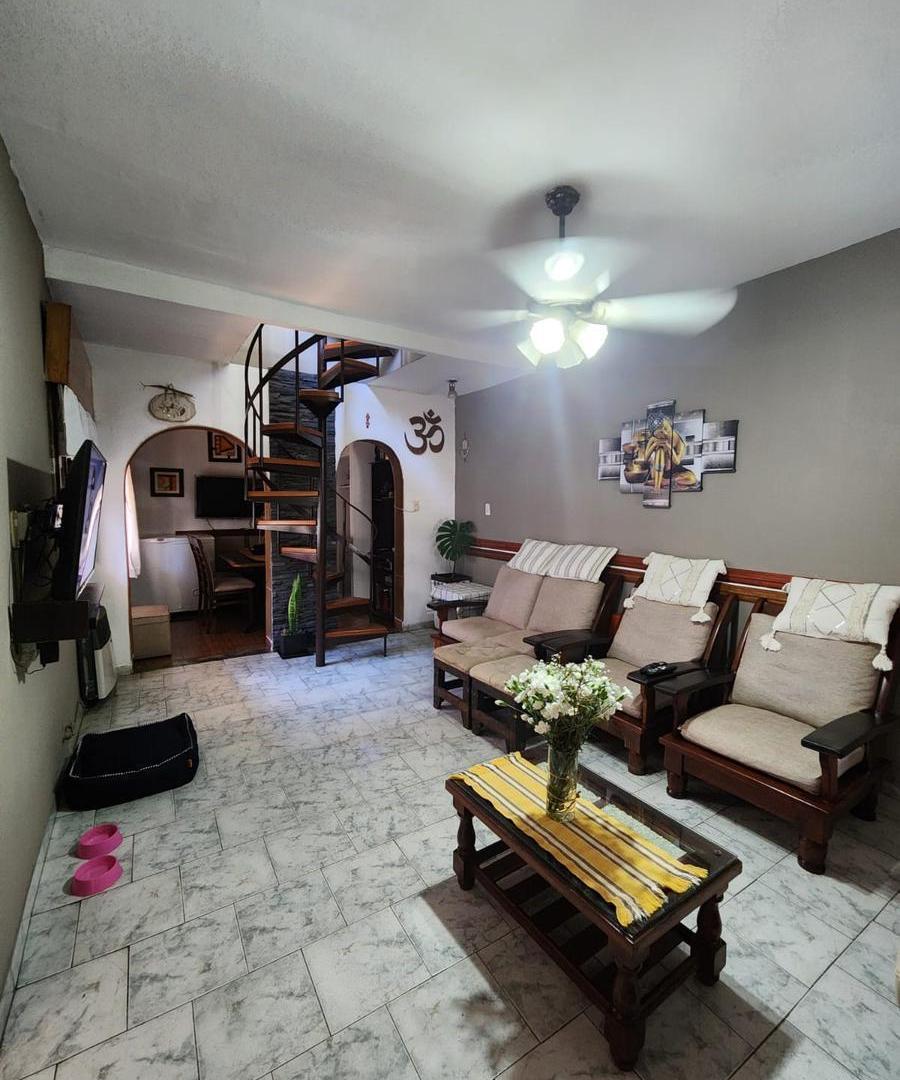 Foto de PH 4 ambientes en venta en Ituzaingo, imagen 3
