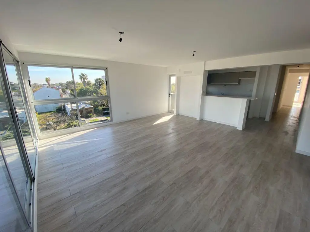 Departamento 4 ambientes en venta en Ituzaingó 4