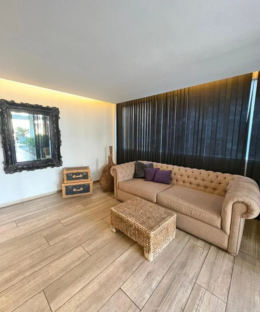Departamento monoambiente en alquiler en Ituzaingo 5