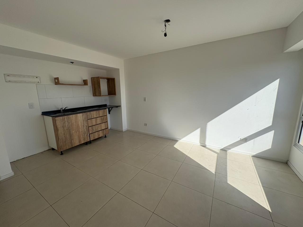 Foto de Departamento monoambiente en alquiler en Ituzaingo Norte, imagen 5