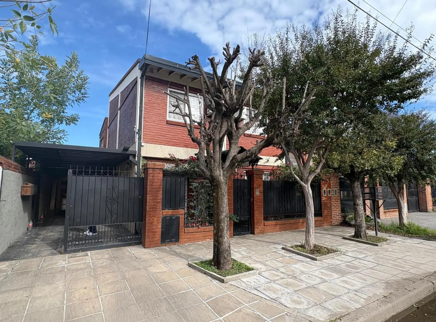 Casa 5 ambientes en venta en Ituzaingo 1