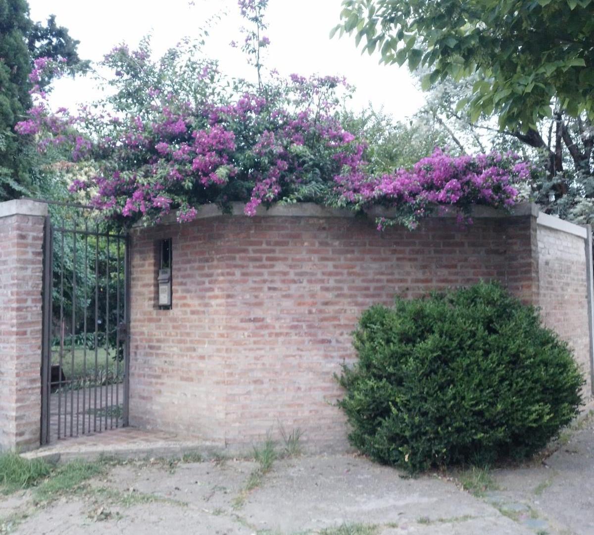 Casa 4 ambientes en venta en Ituzaingo