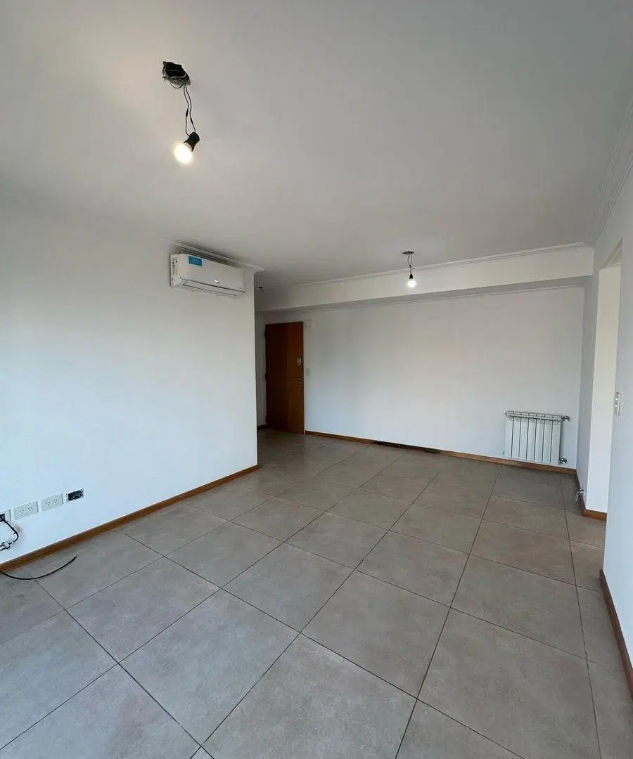 Departamento 3 ambientes en venta en Ituzaingó Norte 5