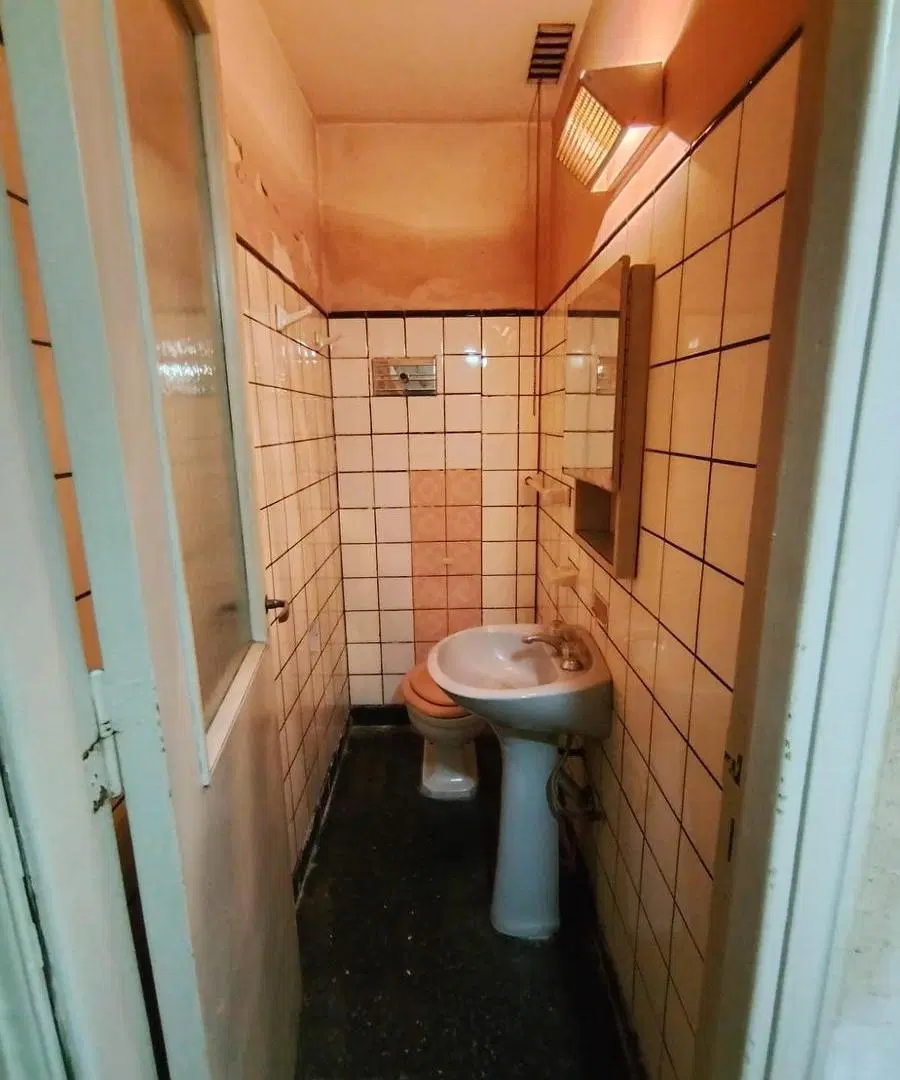 Casa 6 ambientes en venta en Castelar 2