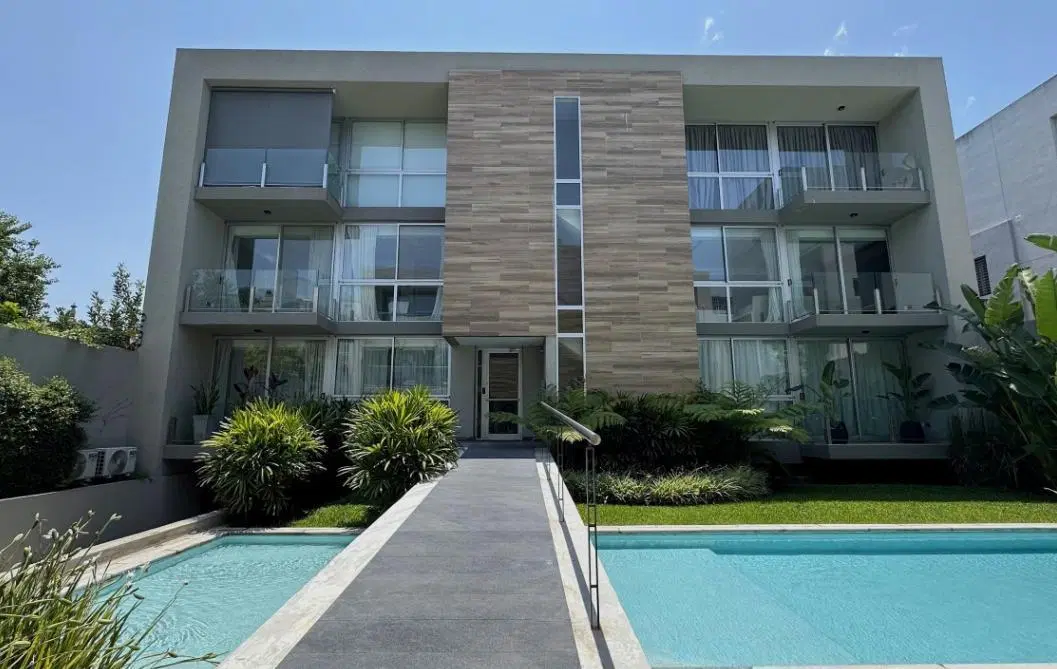 Departamento5 ambientes a la venta en Castelar 3