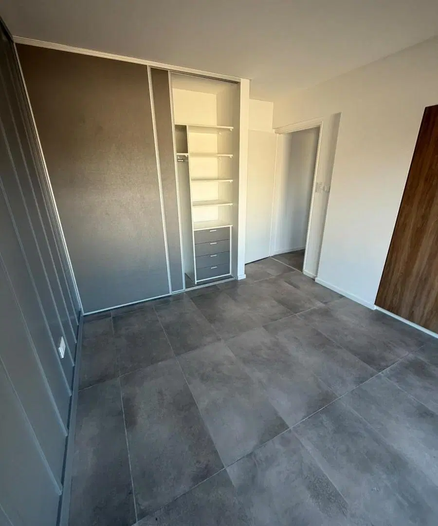 Departamento dos ambientes en venta en Ituzaingo 5