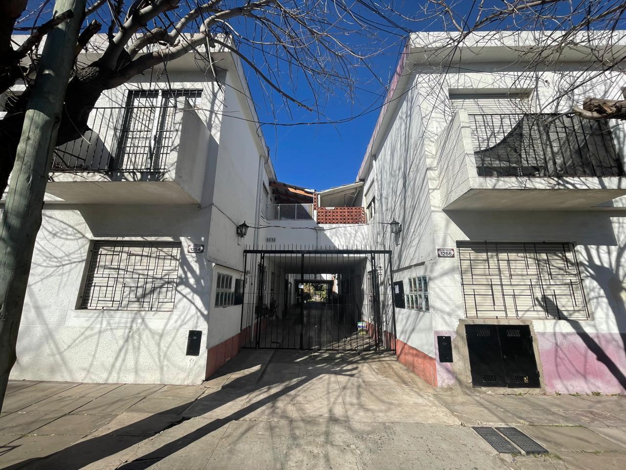 Foto de Departamento tres ambientes en alquiler en Ituzaingo, imagen 5