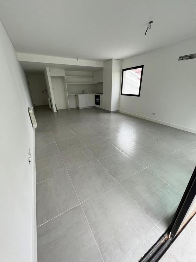 Foto de Departamento dos ambientes en alquiler en Ituzaingo, imagen 4