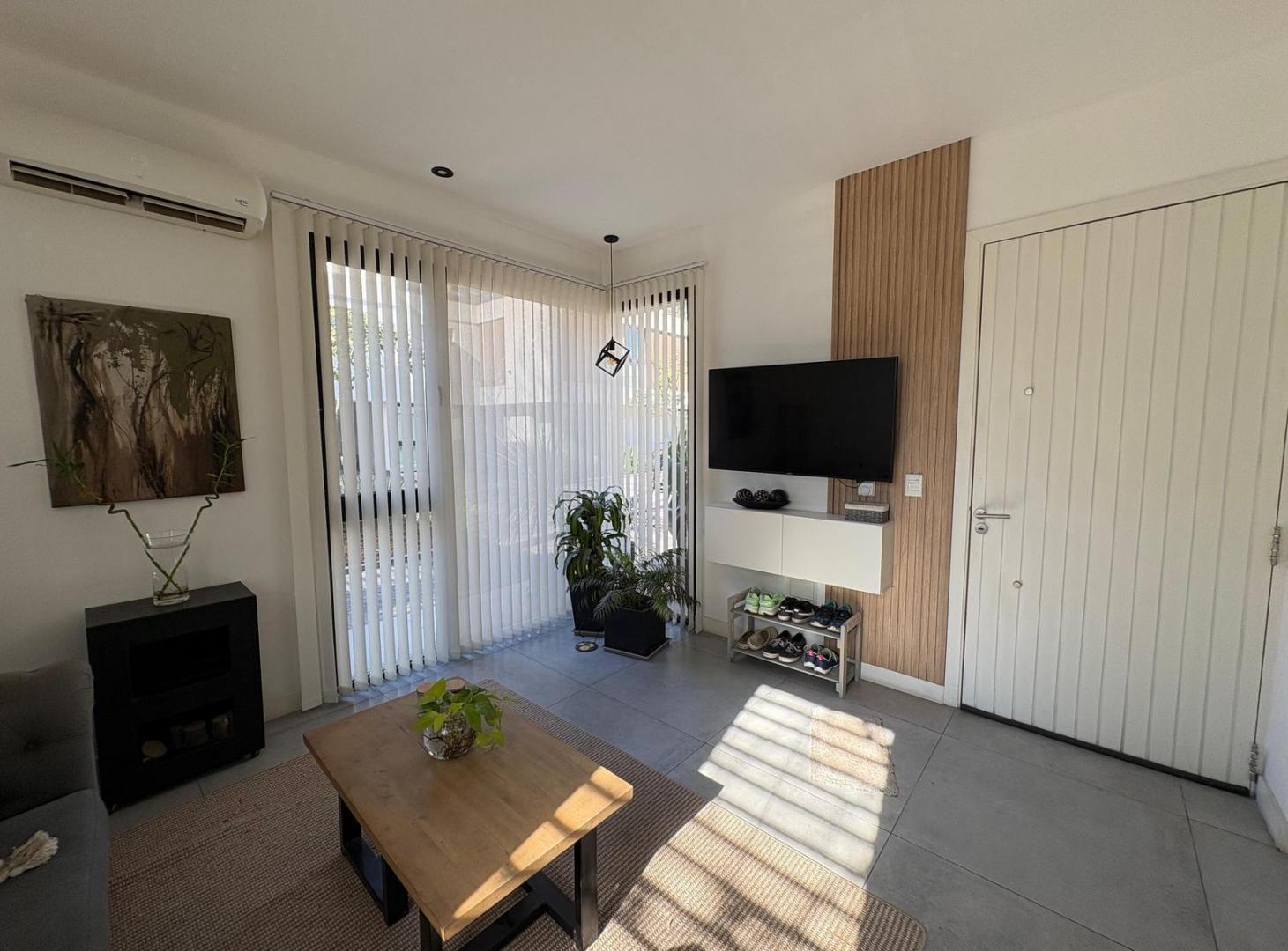 Foto de Casa 4 ambientes en venta en Leloir Ituzaingo, imagen 5