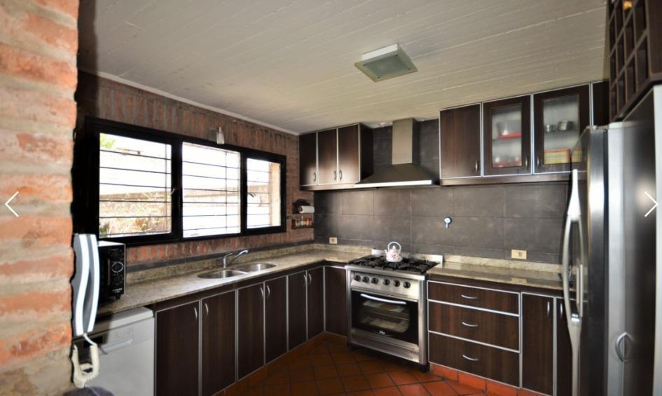 Foto de Casa 5 ambientes en alquiler en Ituzaingo norte, imagen 3