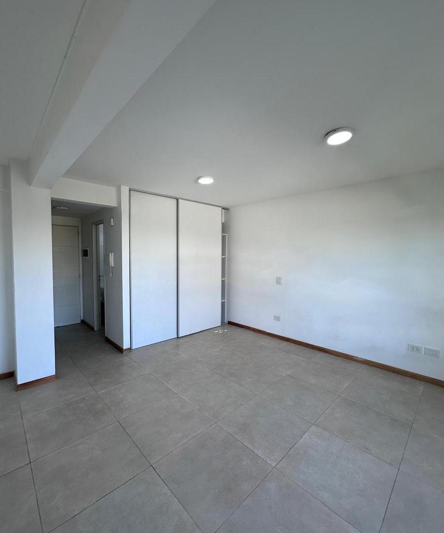 Foto de Departamento monoambiente a la venta en el centro de Ituzaingo, imagen 5