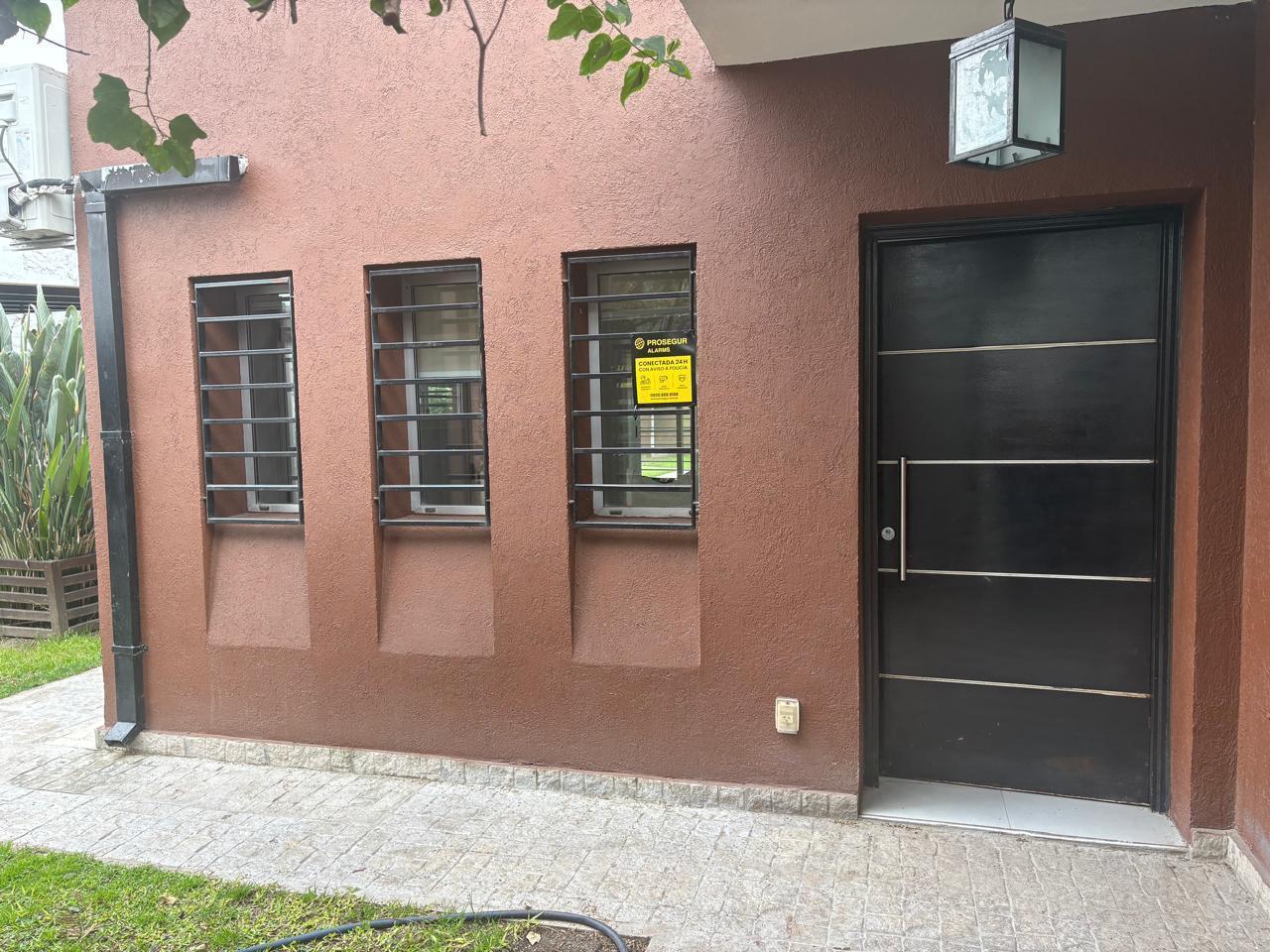 Foto de Casa 4 ambientes en venta en Ituzaingo, imagen 3