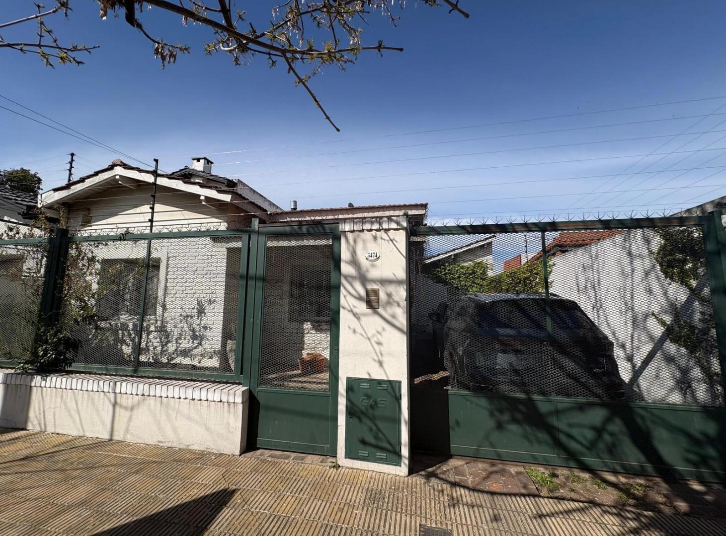 Foto de Casa 4 ambientes en venta en Castelar norte, imagen 1