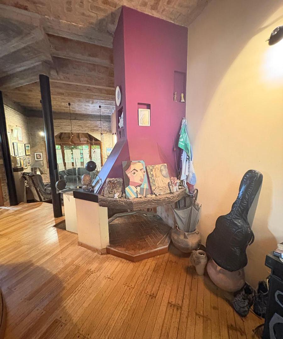 Foto de casa 6 ambientes en venta en Ituzaingo, imagen 3