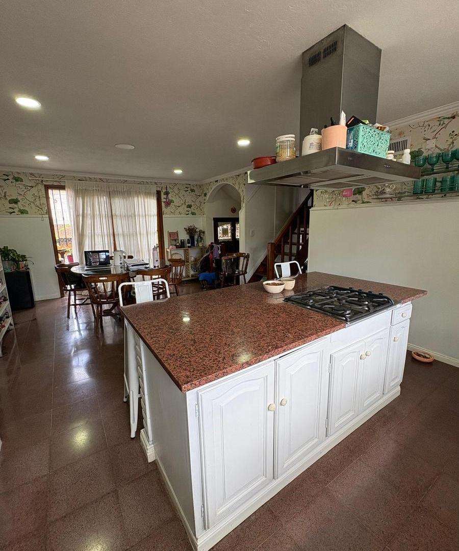 Foto de Chalet 5 ambientes en venta en Castelar Norte, imagen 3