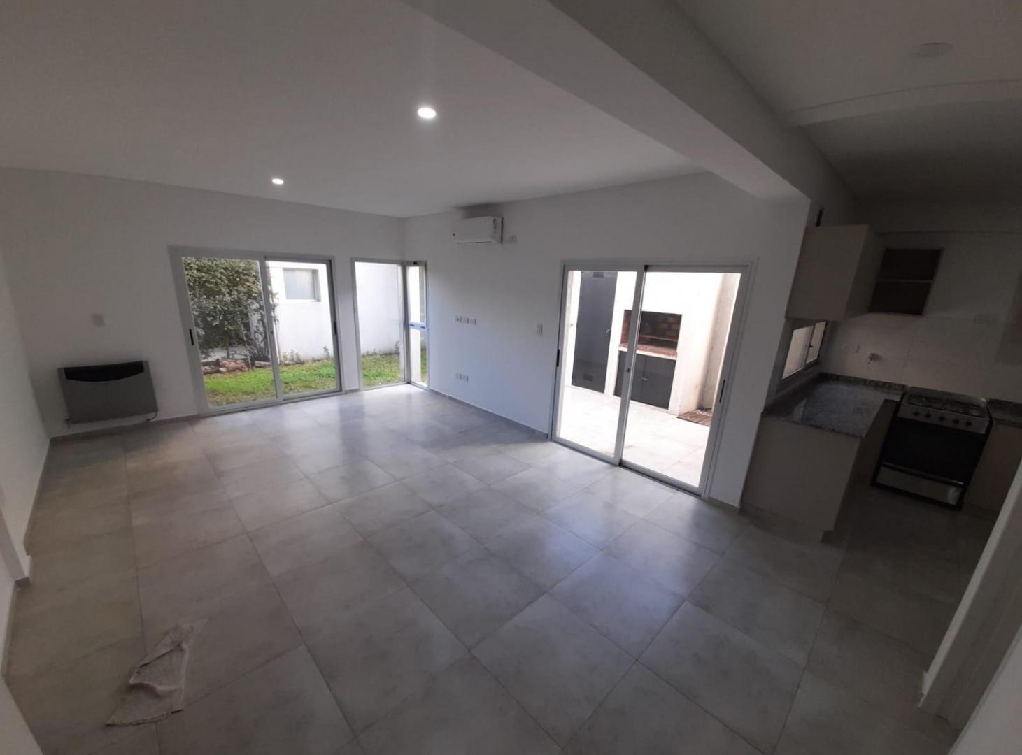 Foto de Casa 4 ambientes en alquiler en condominio en Ituzaingó, imagen 5