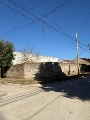 Foto de Terreno en venta en Castelar Sur, imagen 1