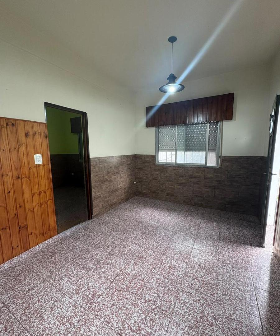 Foto de PH 2 ambientes en alquiler en Ituzaingo norte, imagen 4