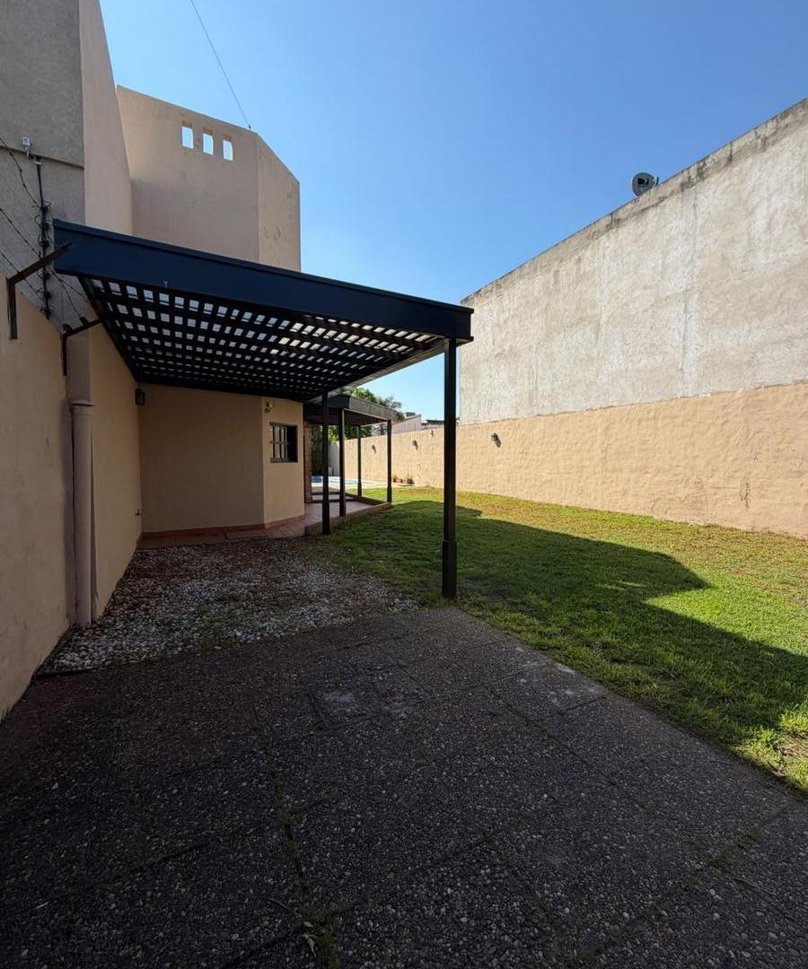 Foto de Casa 3 ambientes en venta en Castelar Norte, imagen 4