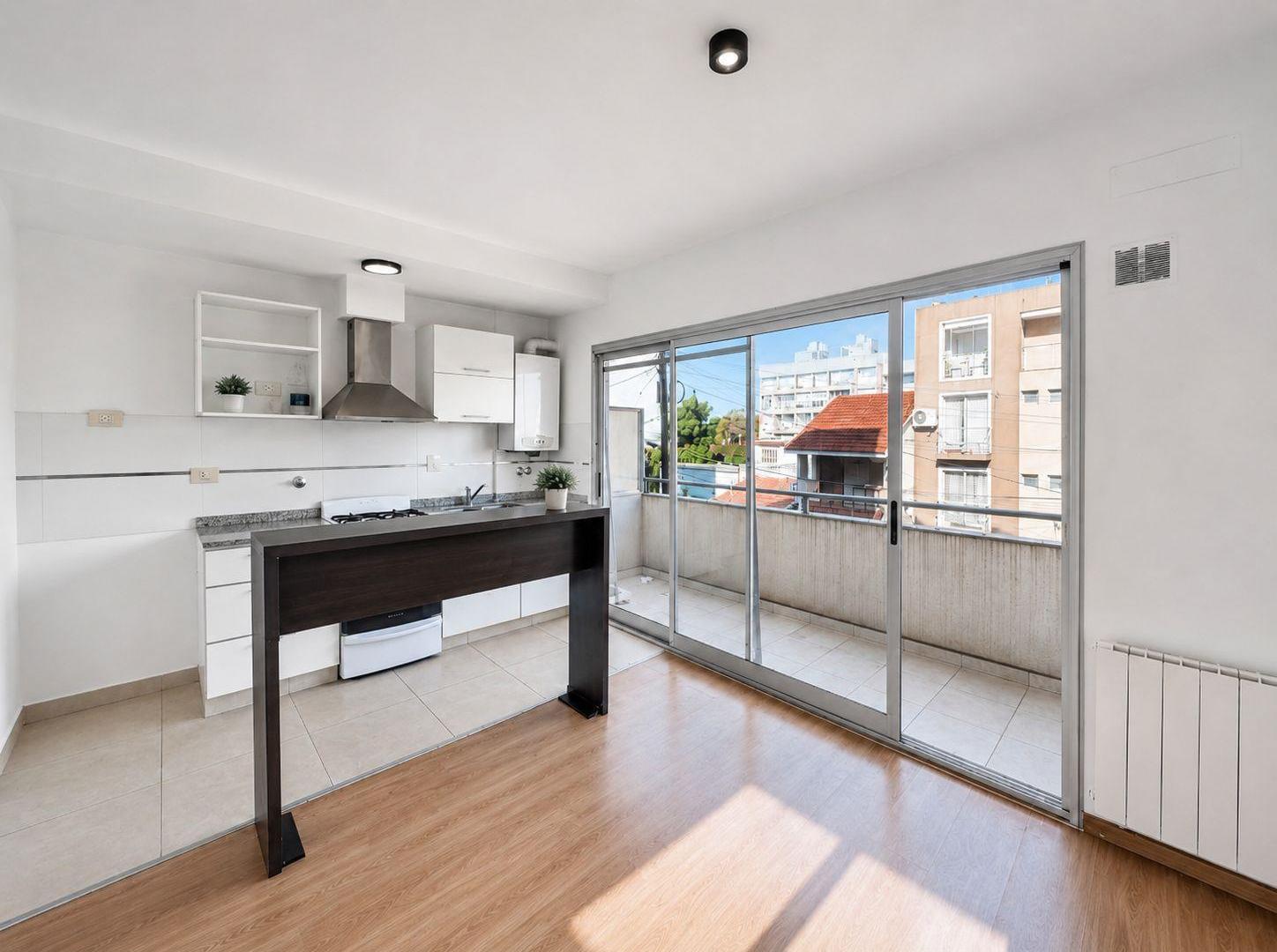 Foto de Departamento dos ambientes con cochera en venta en Castelar, imagen 3