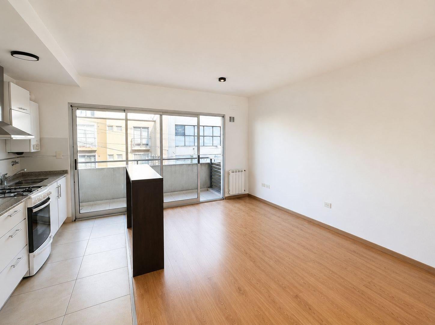 Foto de Departamento dos ambientes con cochera en venta en Castelar, imagen 4