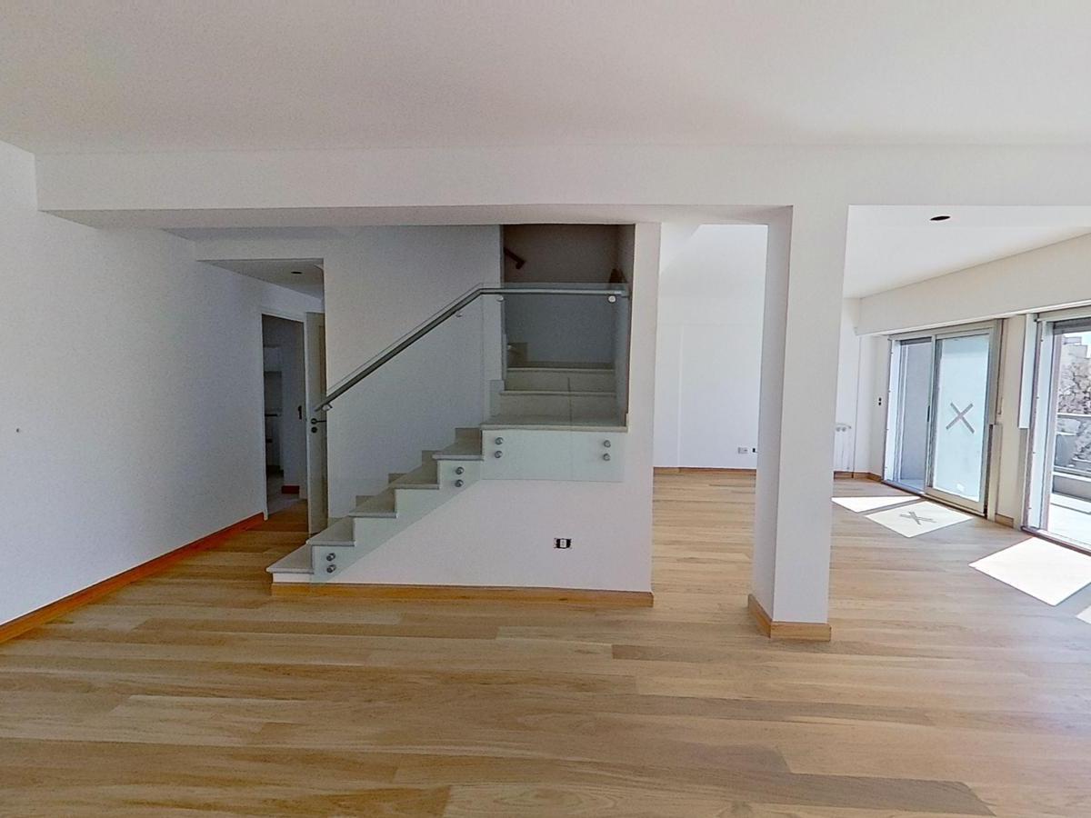 Venta - Semipiso 5 Amb. - 2 Dorm. en Suite - Baño y Vestidor - Lav. - Balcón Terraza - 2 Coch. 1