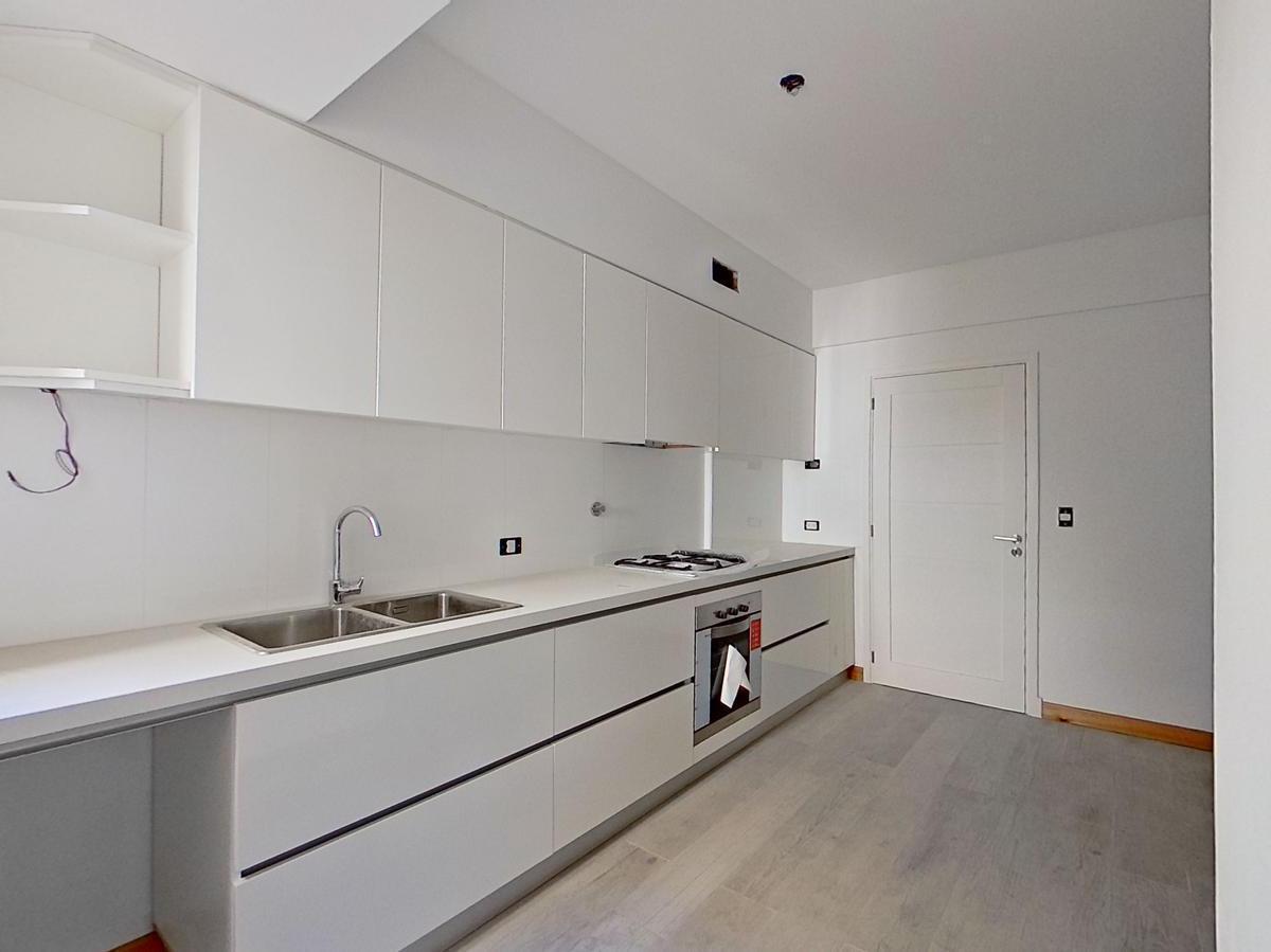 Semipiso 4 Amb. | (1 Dorm. en Suite) Baño y Toilette | Lav. | (2) Cocheras. | Av Cramer 2758 5