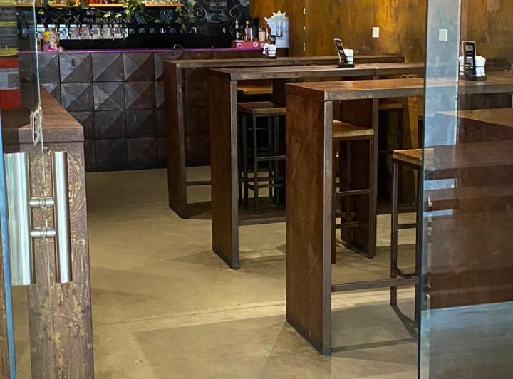 Local en ALQUILER - IBERA 2432 - 100m2 PB y Entrepiso // (Hoy en Funcionamiento) 1