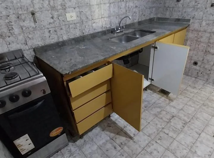Departamento en ALQUILER - 2Amb.   Patio (Ex porteria) 3