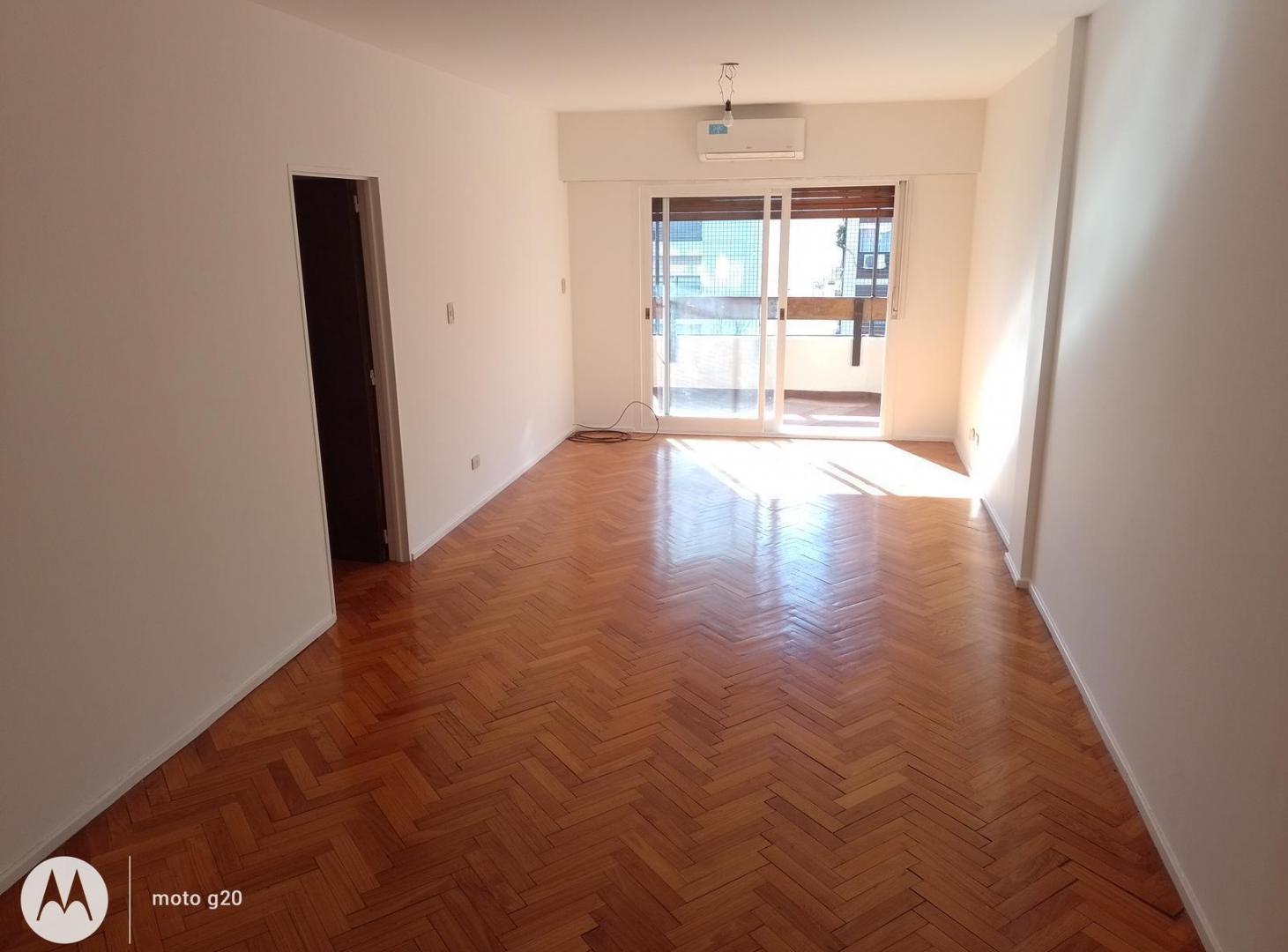 Foto de Departamento en Alquiler | 4amb | Dependencia | Cochera | Baulera |, imagen 2