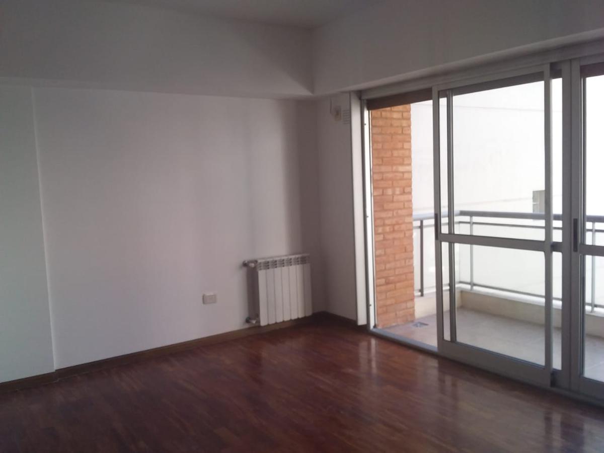Foto de Departamento Alquiler 2 Amb. Cfte con Cochera - Amenabar 3343 2º B, imagen 3