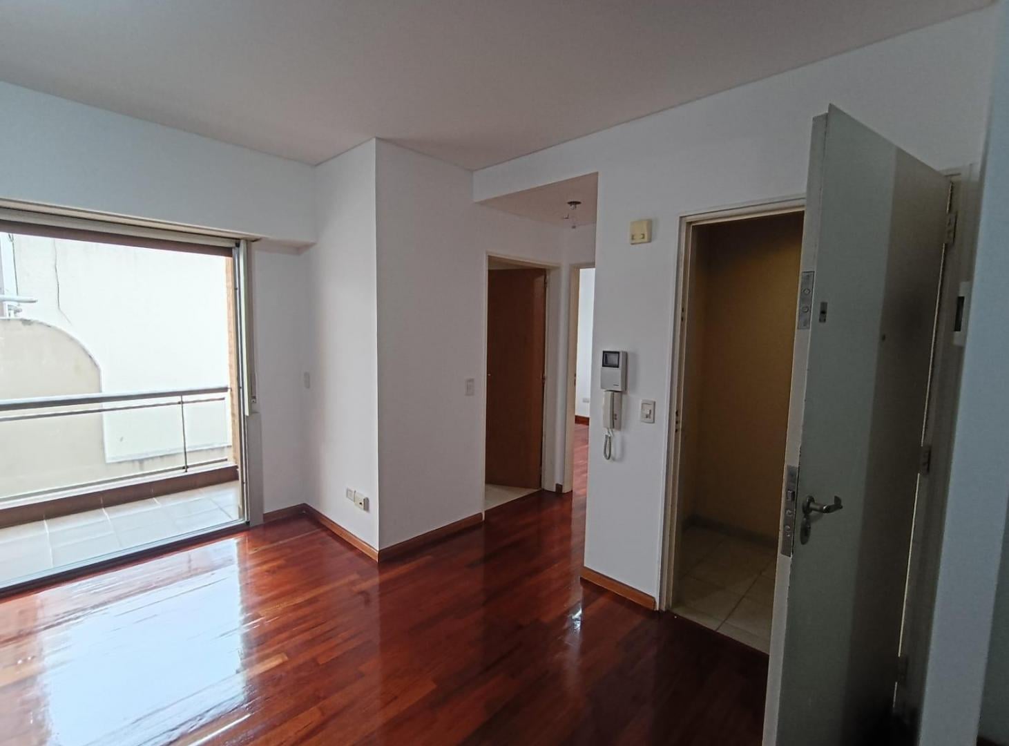 Foto de ALQUILER - Departamento · 42m² · 2 Ambientes con Balcón - Belgrano, imagen 3