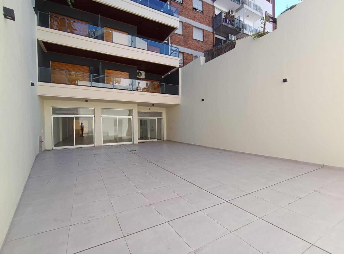 Foto de LOCAL en VENTA - Apto Gastronomía - 130m2 cubiertos y 100m2, imagen 5