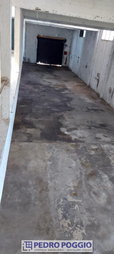 Deposito Galpon con Oficinas 4