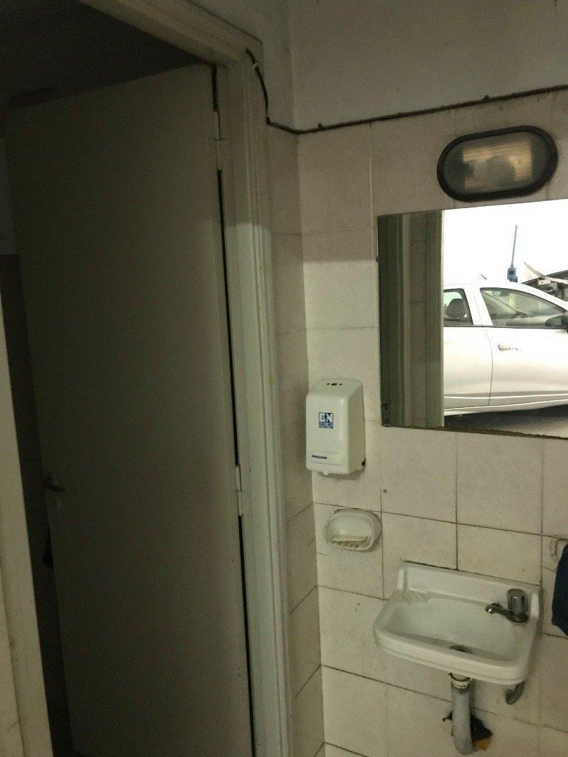 Venta de Deposito (Actual Taller) de 311 m² 3