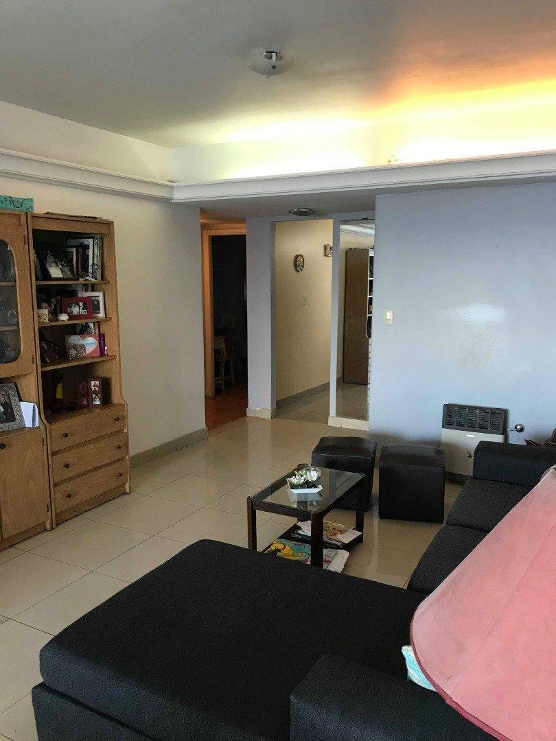 VENTA DE SEMIPISO FRENTE AL MAR DE 4 AMBIENTES CON COCHERA Y PATIO INTERNO