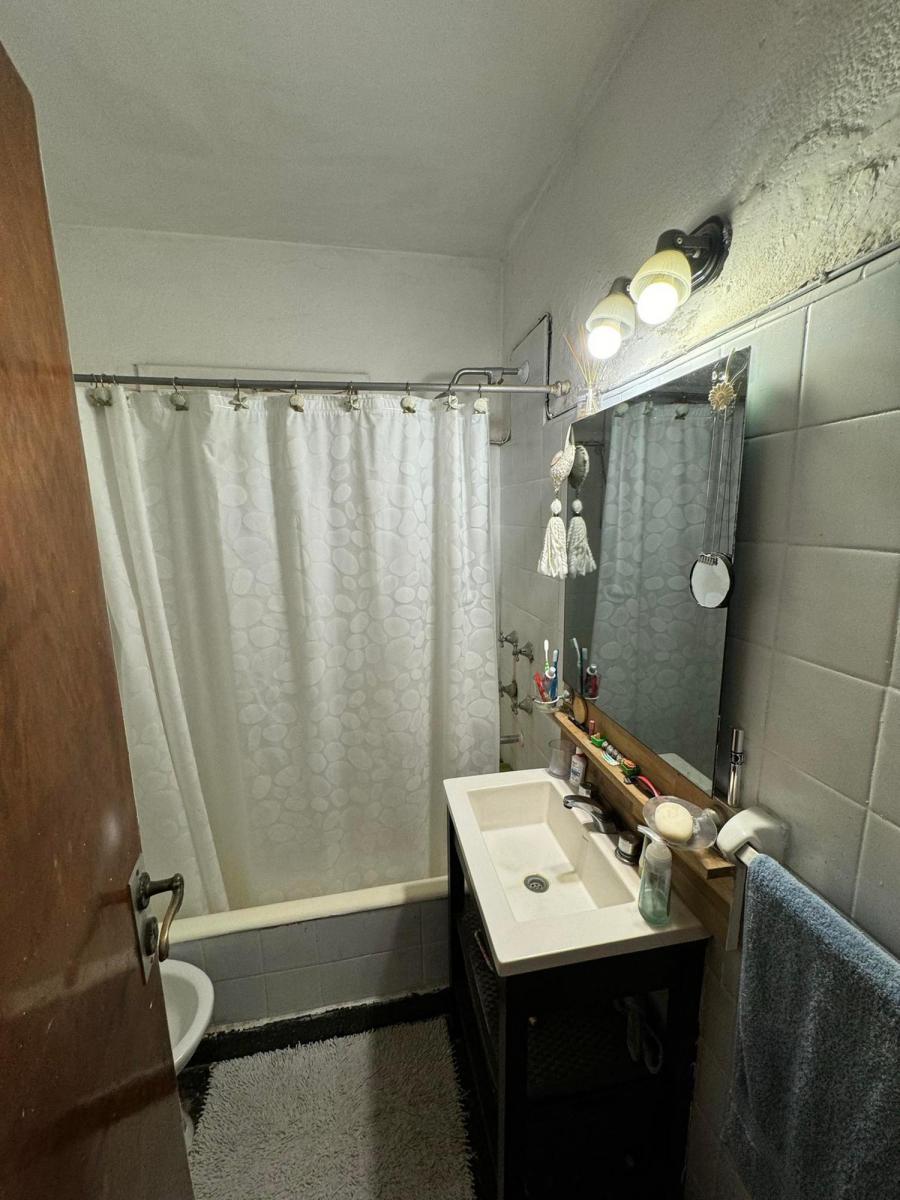 Venta Casa Sobre 2 Lotes a m de Av Juan B Justo B. Rivadavia 3