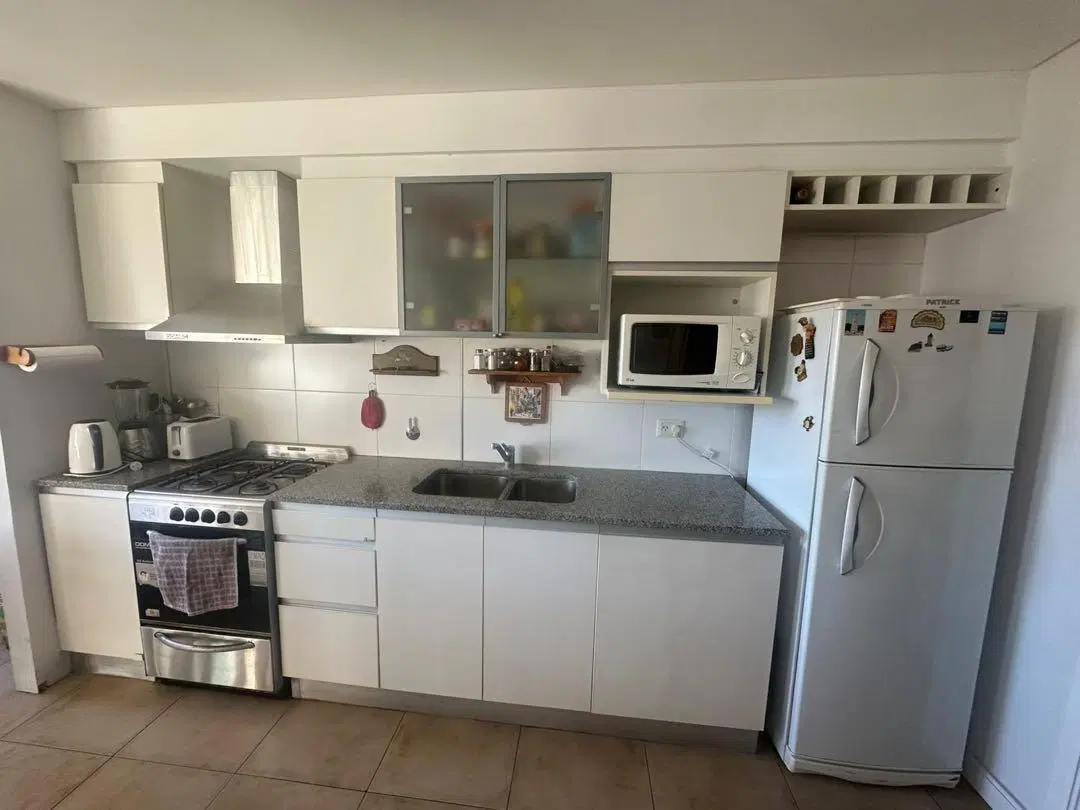VENTA 2 AMBIENTES CON BALCÓN TERRAZA Y COCHERA ZONA GUEMES 3
