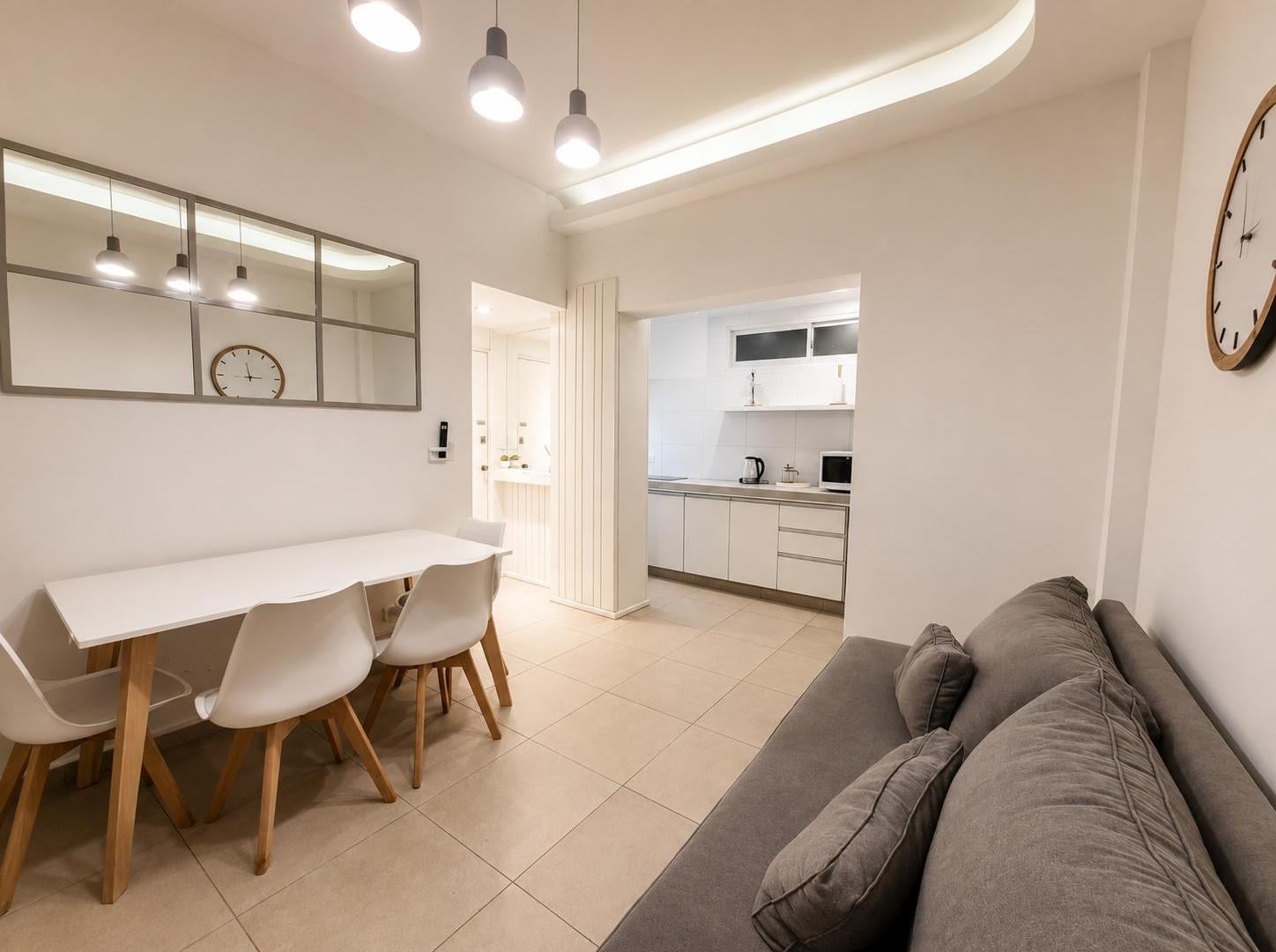 Foto de VENTA DEPARTAMENTO 2 AMBIENTES AMOBLADO ZONA GUEMES /ALDREY, imagen 3