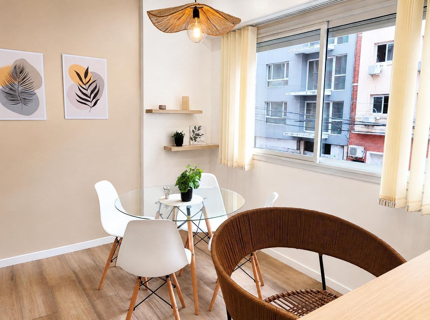 Foto de VENTA DEPARTAMENTO 2 AMBI. RECICLADO AL FRENTE EN ZONA ALDREY - GUEMES, imagen 3