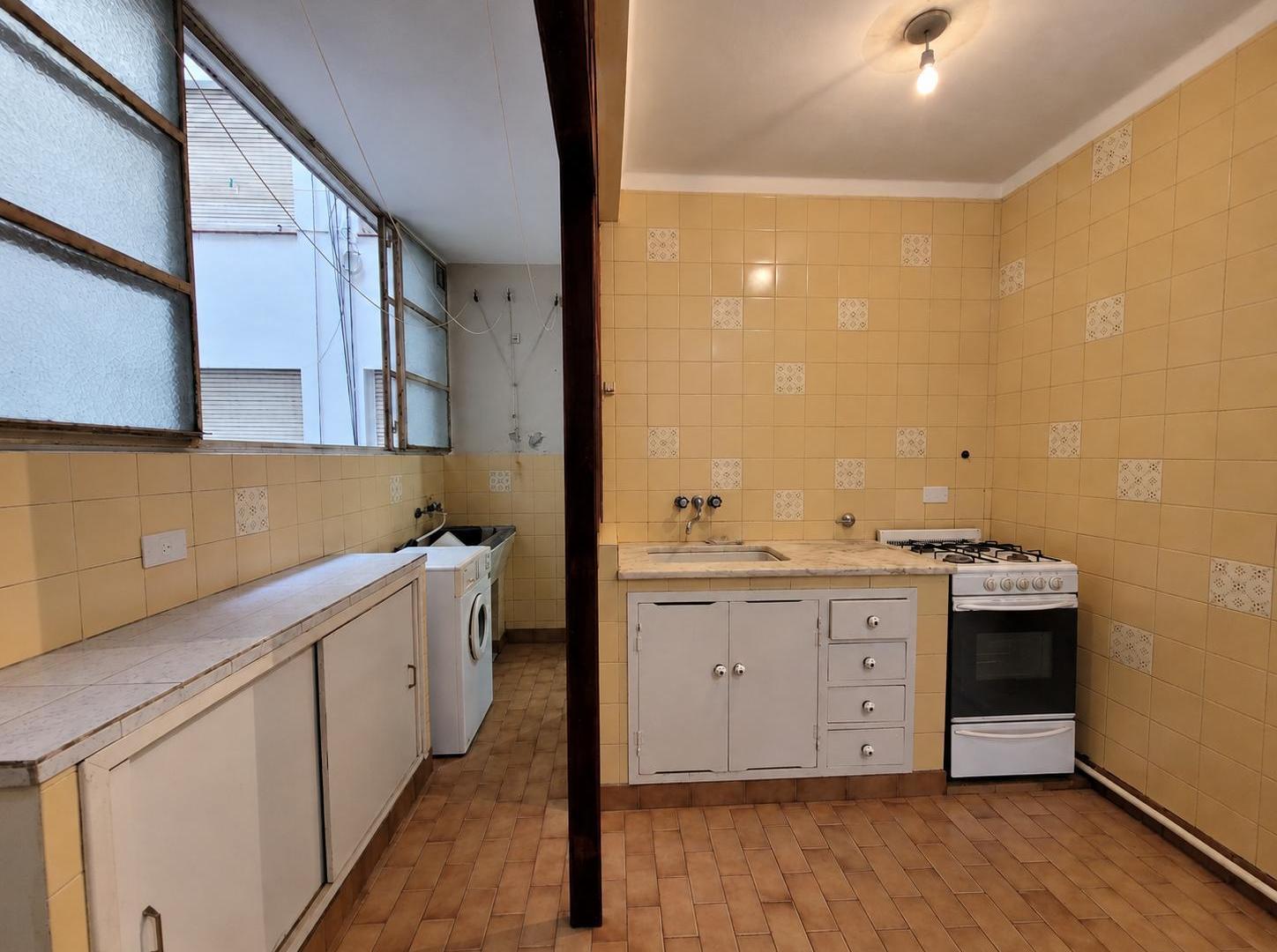 Foto de ALQUILER DEPARTAMENTO 3 AMBIENTES CON DEPENDENCIA – ZONA CENTRO, imagen 5