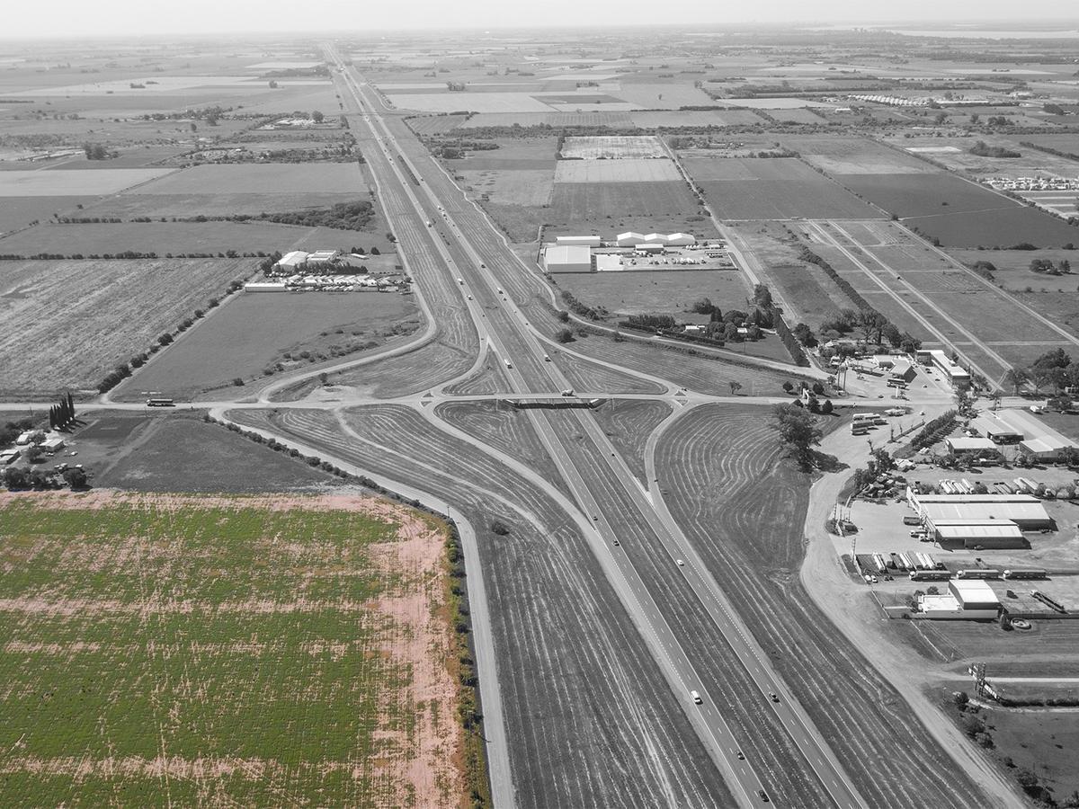 Fraccion Para Parque Industrial Sobre Autopista, Arroyo Seco 1