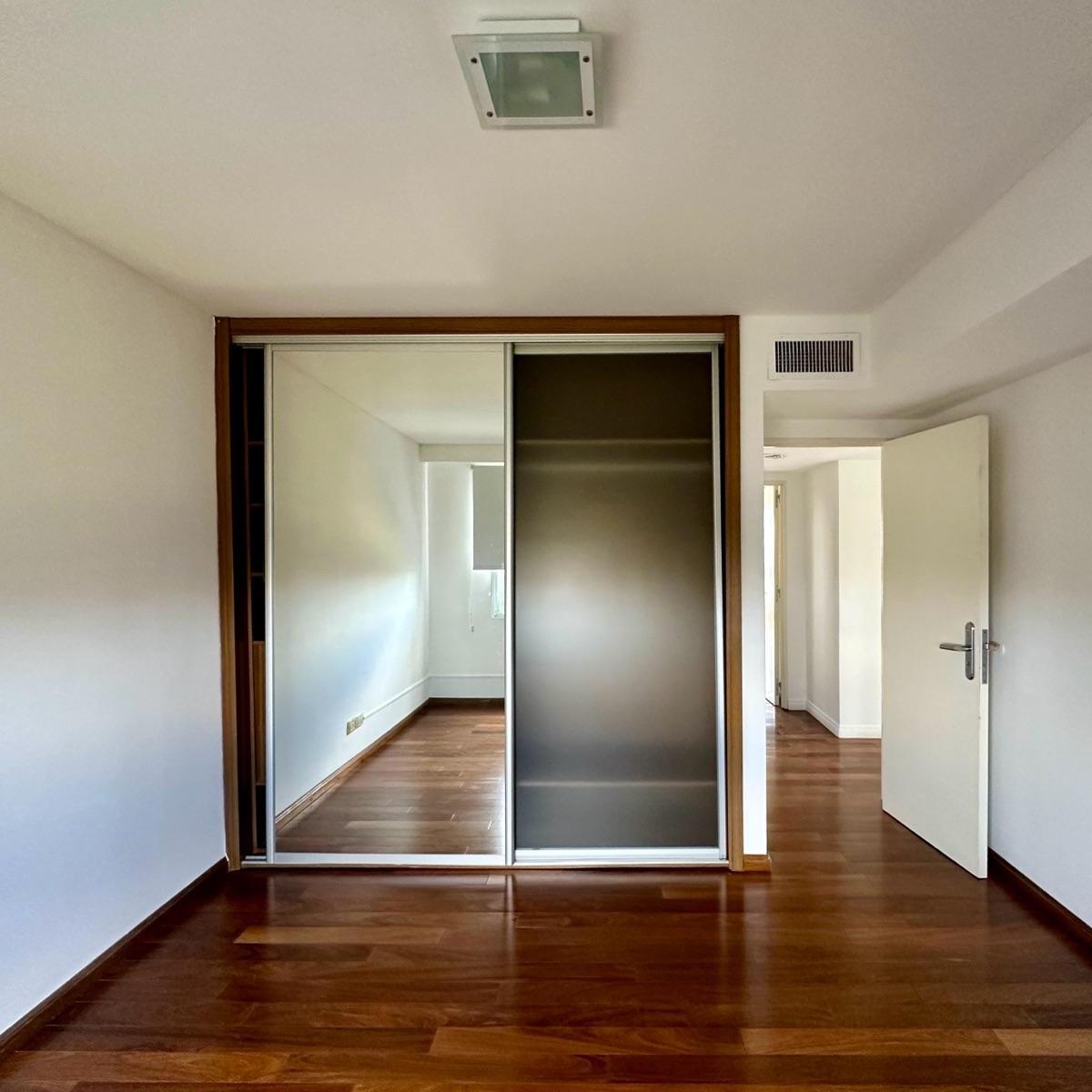 Piso Exclusivo de 2 Dorm. con Cochera en Puerto Norte Torre Embarcadero 3