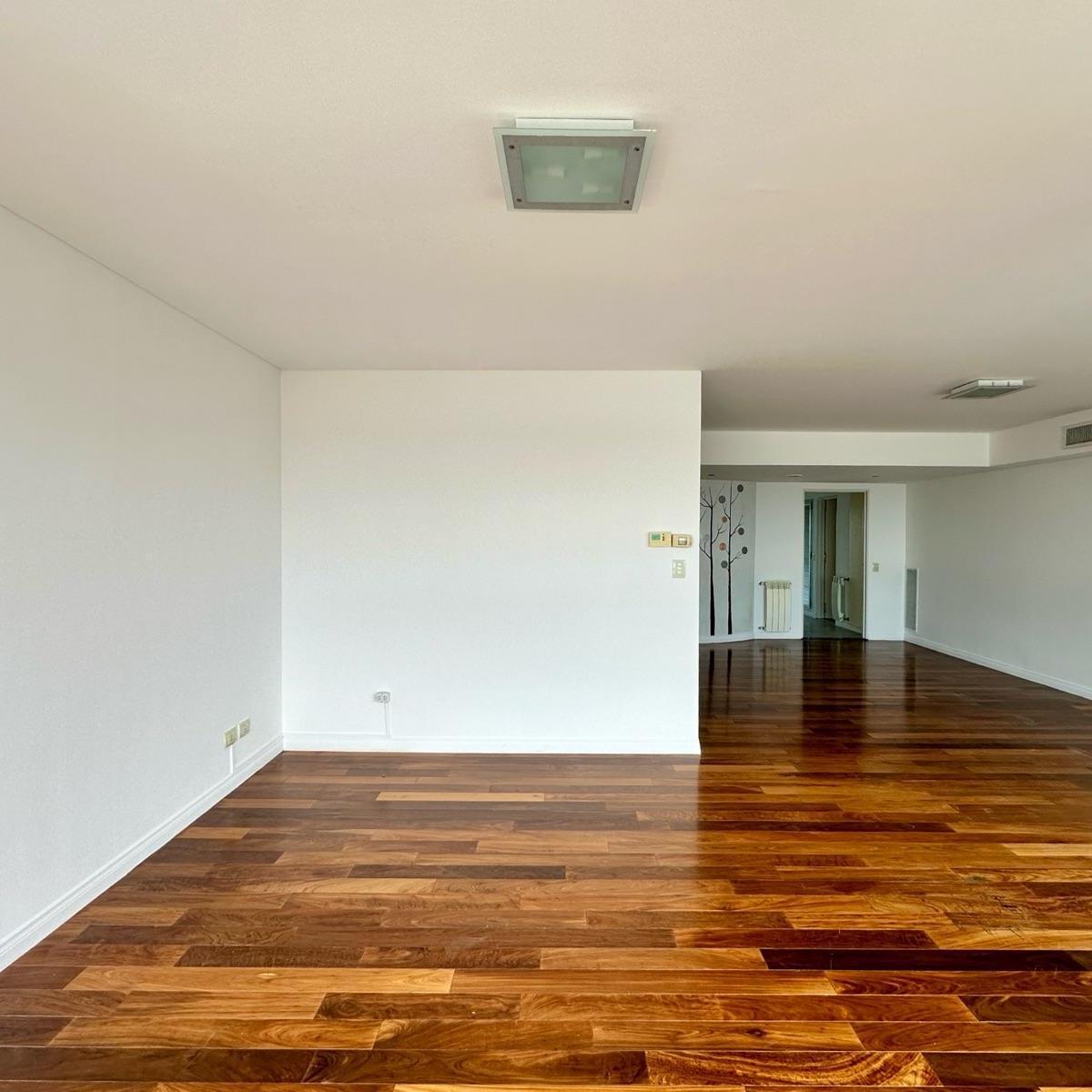 Piso Exclusivo de 2 Dorm. con Cochera en Puerto Norte Torre Embarcadero 1