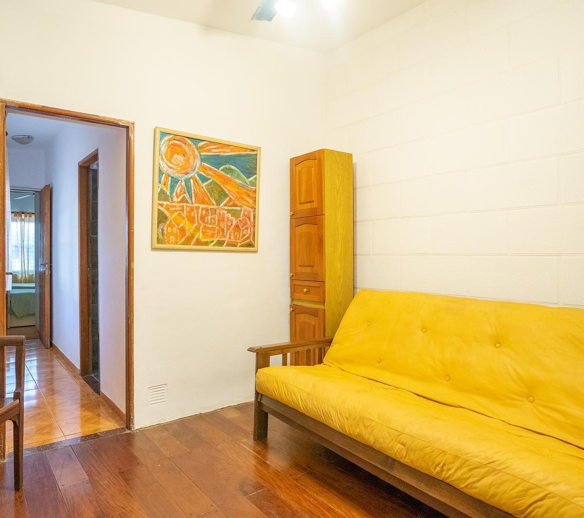 Casa de Tres Dorm. en Venta en Granadero Baigorria 1