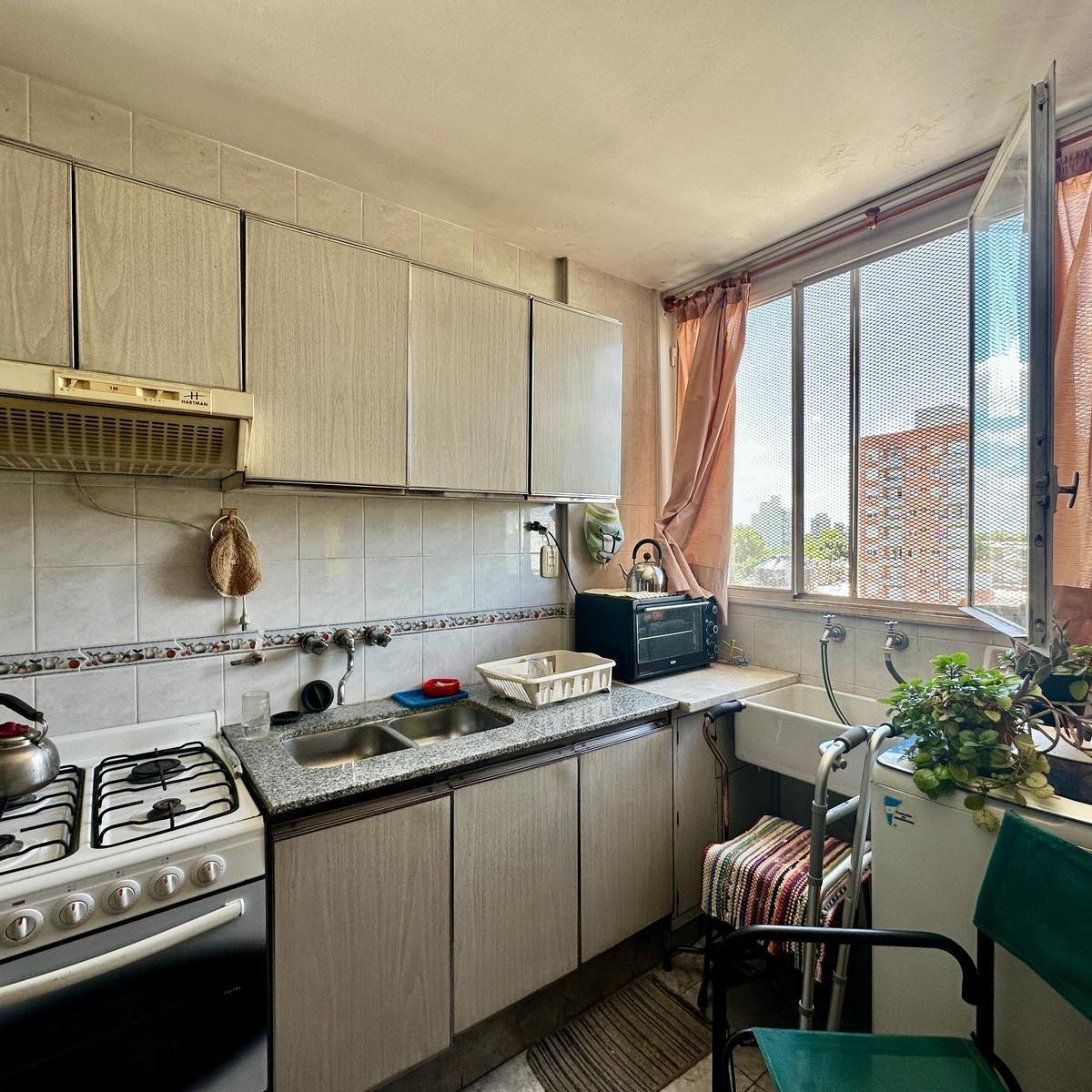 Departamento Dos Dorm. Mas Comodín en Venta en Echesortu 1