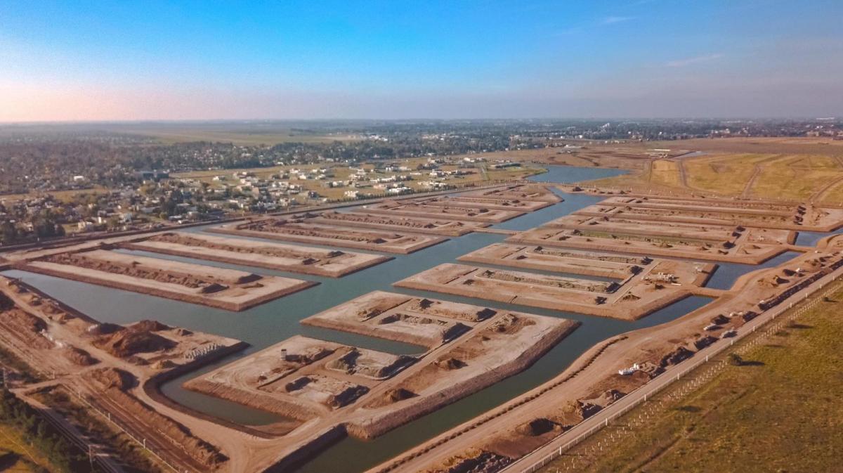 Terreno en Funes Lake Frente Sur